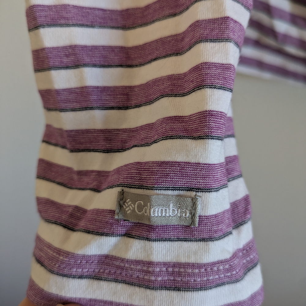 Columbia Women's Striped Omni Wick Sun Hoodie - Picture 3 of 5